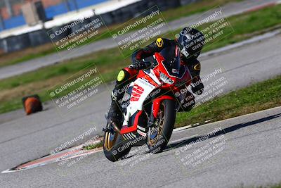 media/Jan-21-2023-Fastrack Riders (Sat) [[fcf3f88a30]]/Level 3/Session 4 Turn 6-Mountian Shot/